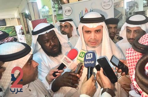 وزير التعليم يكشف حقيقة تعليق الدراسة في مكة بسبب “الجرب”