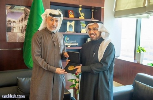 مدير جامعة الملك فيصل يلتقي المستشار الثقافي بسفارة مملكة البحرين