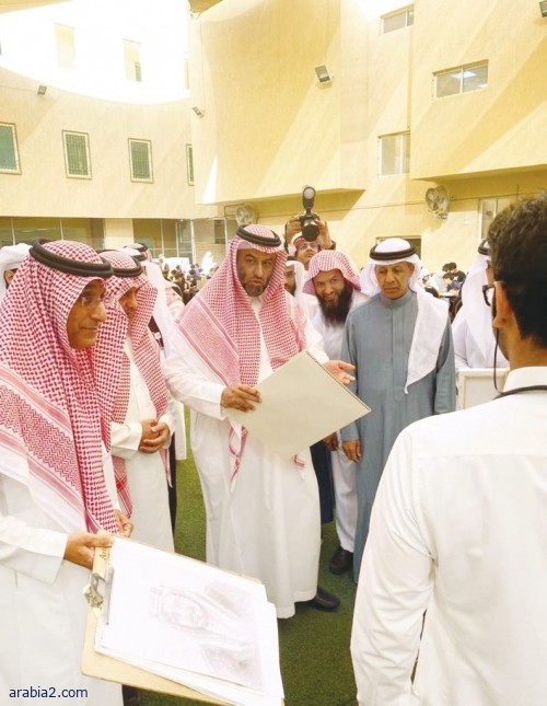 200 طالب شاركوا في المرسم الحر بشمال الرياض