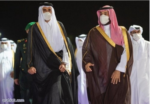 ولي العهد يستقبل أمير قطر بمطار الملك عبدالعزيز